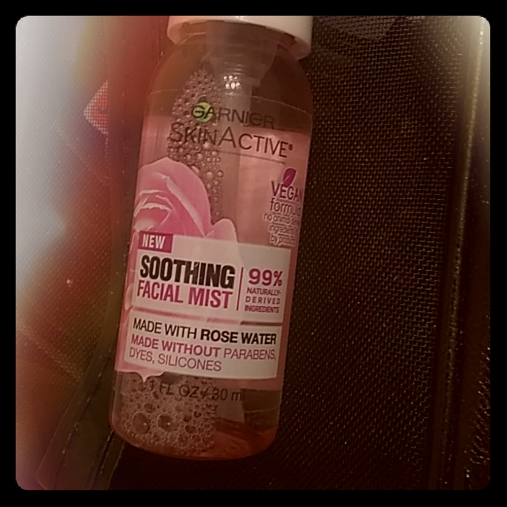 Soothing facial mist